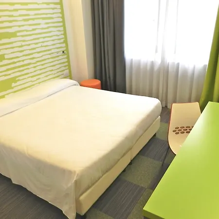 Mercure Milano מלון 4*