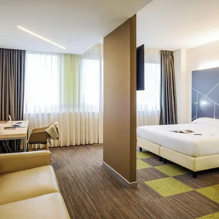 מלון Mercure Milano 4*