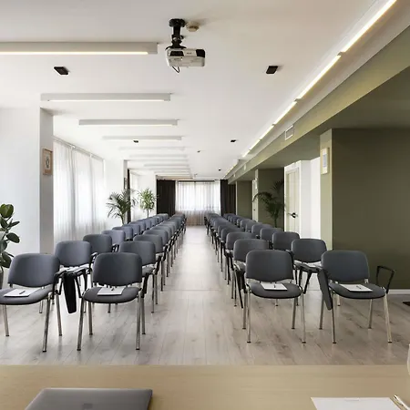 Mercure Milano מלון
